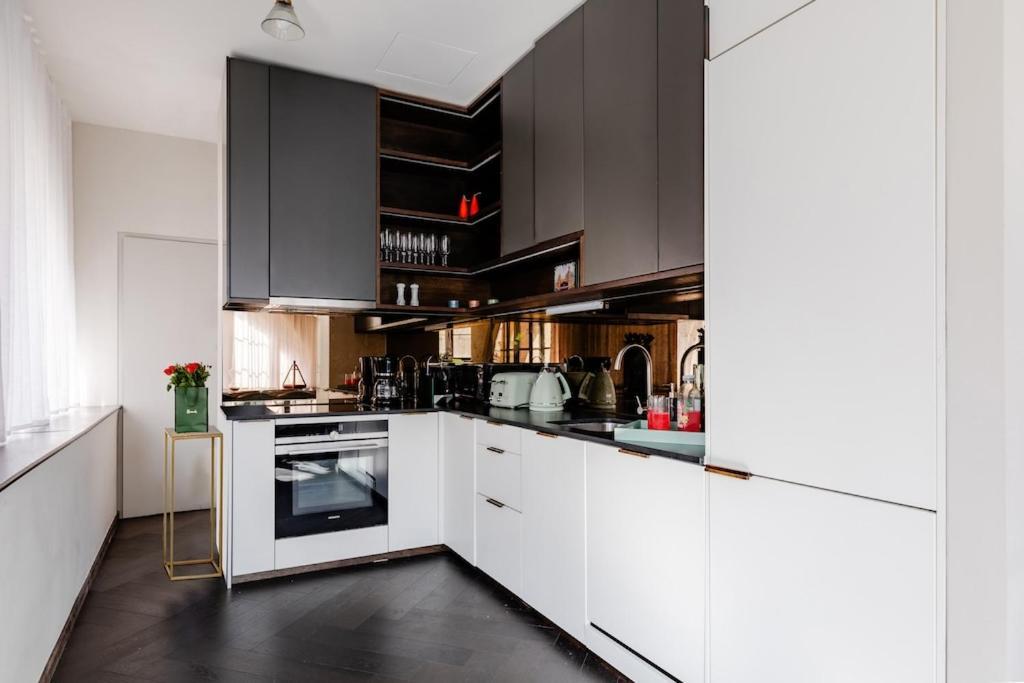 Shh! Oxford St Dream-Come-True Fam Design Hot Spot Londra Dış mekan fotoğraf