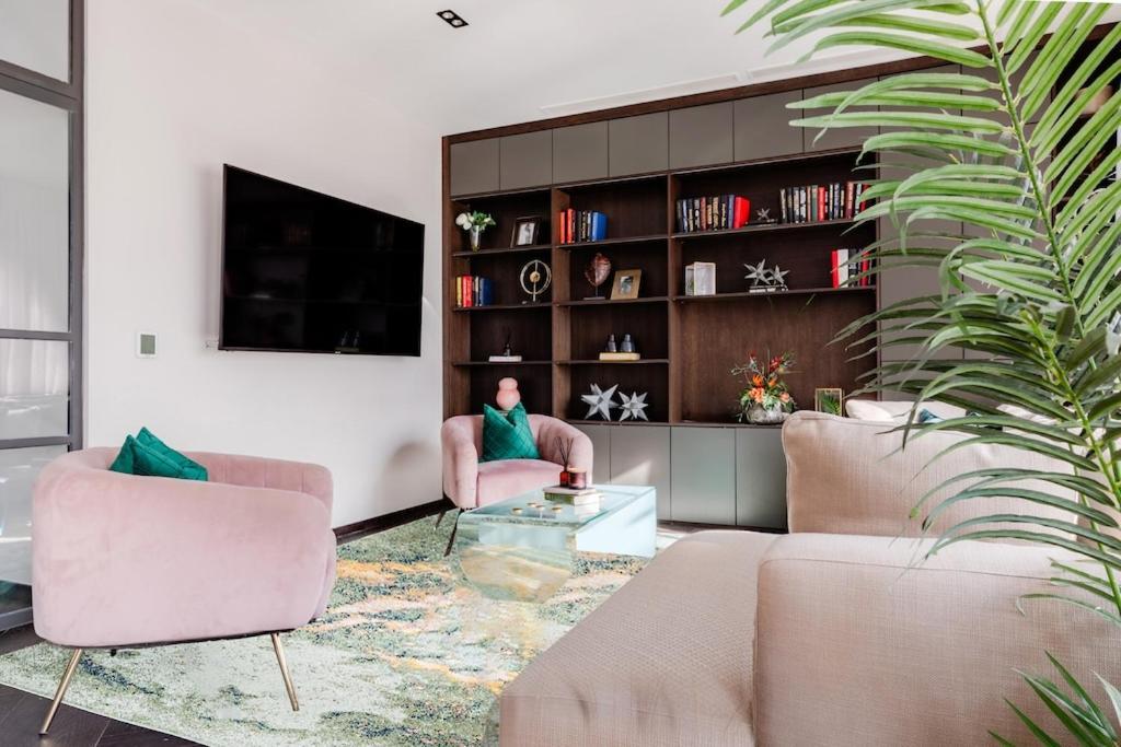 Shh! Oxford St Dream-Come-True Fam Design Hot Spot Londra Dış mekan fotoğraf